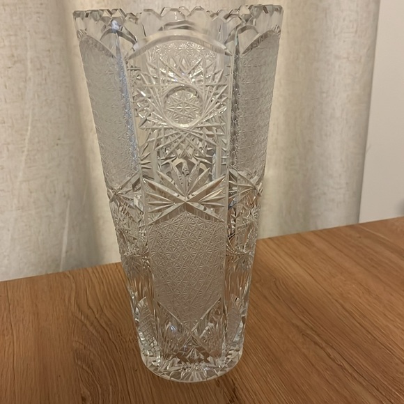 VTG Bohemian Cut Crystal Large Stunning Vase - Picture 3 of 3